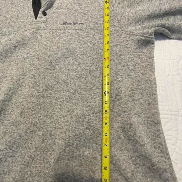 Eddie Bauer Men's Heather Gray Crewneck Sweater - Picture 6 of 6